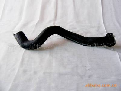 高壓橡膠管、低壓橡膠管-生產(chǎn)銷售汽車橡膠水管。硅膠管、油管、防塵套、支架、大眾配.
