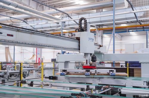 江山歐派重慶生產(chǎn)基地年產(chǎn)120萬(wàn)套木門項(xiàng)目正式批量投產(chǎn)